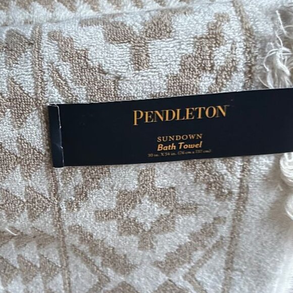 NWT Pendleton Sundown Cement Bath Towels Set of 2 - Picture 2 of 7